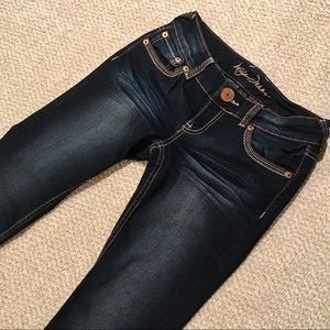 Ariya Dark Wash Jeans 👖